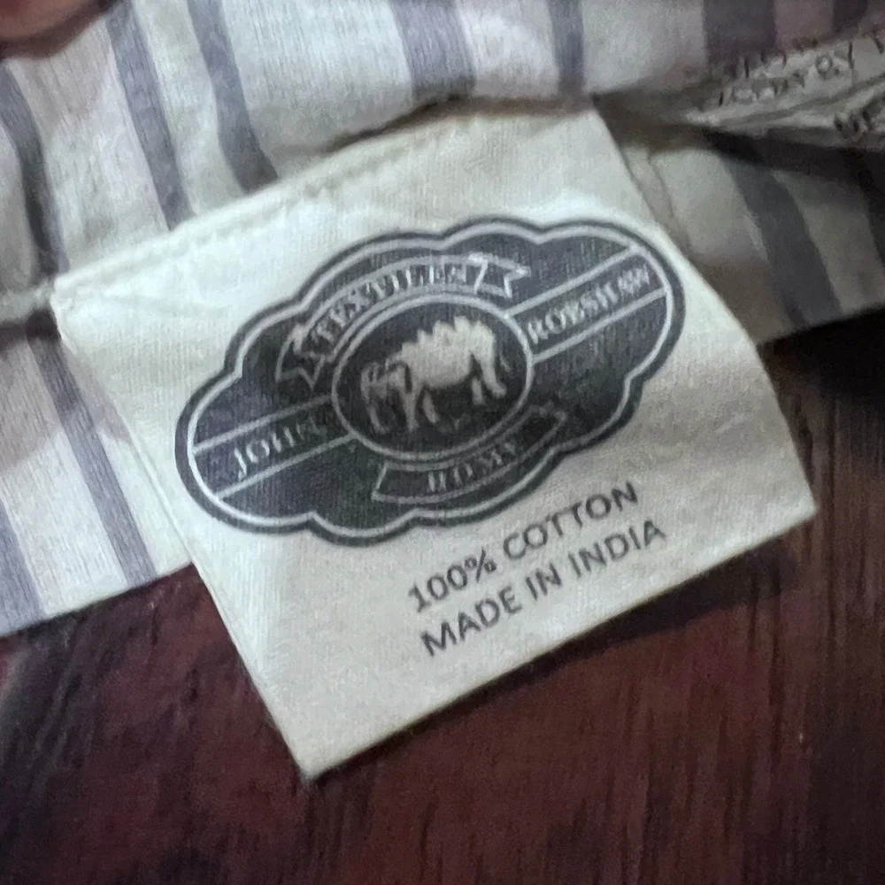 John Robshaw‎ Luxury King Quilt Lavender Purple White Chevron Cotton Made India
